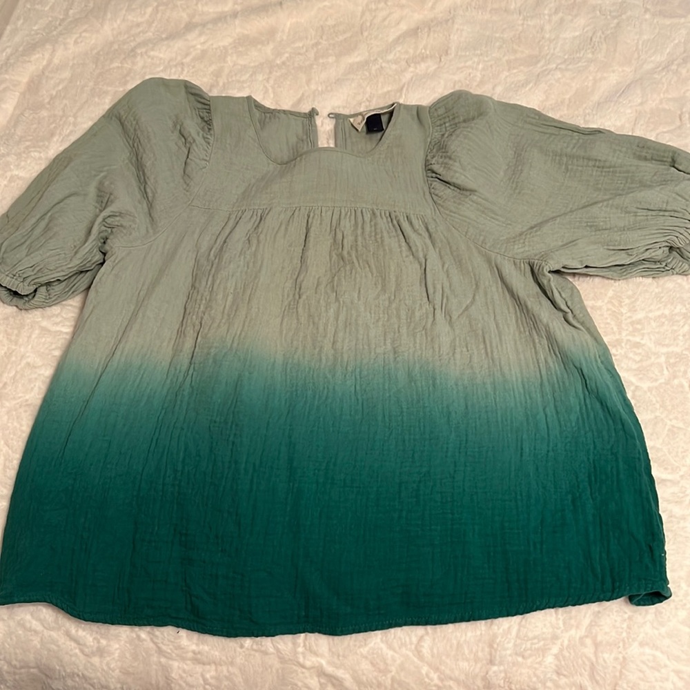 Universal Thread ombré shirt